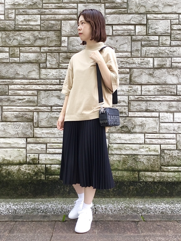 リラックスフィットモックネックハーフスリーブTシャツ TF728EL