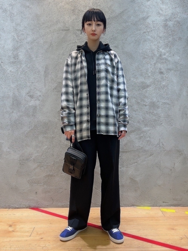 NAOS バーティカルサッチェルバッグ NH4470OO - ラコステ（LACOSTE 