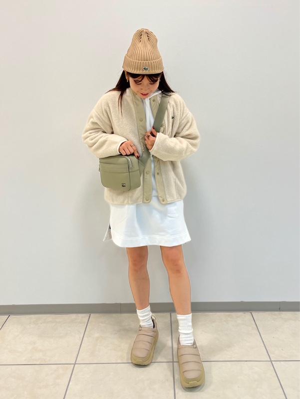 タイムラインクロックフーディードレス EF3922 - ラコステ（LACOSTE 