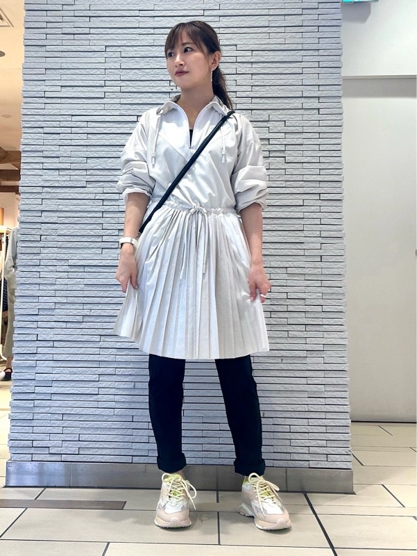 プリーツスカートアノラックドレス EF3250 - ラコステ（LACOSTE