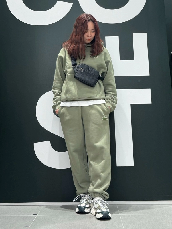 大人気☆【ラコステ】エッセンシャル スウェット フーディー エッセンシャルスウェットフーディー SH2754 - ラコステ